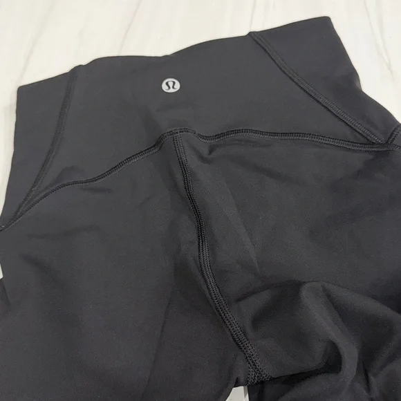 Lululemon Women Train Times Crop 17" (LW6ADDS) BLACK Mesh Panels Size 2 - Picture 4 of 6